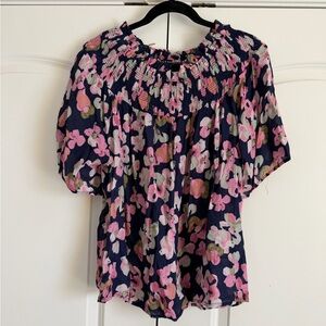 Floral short sleeved blouse